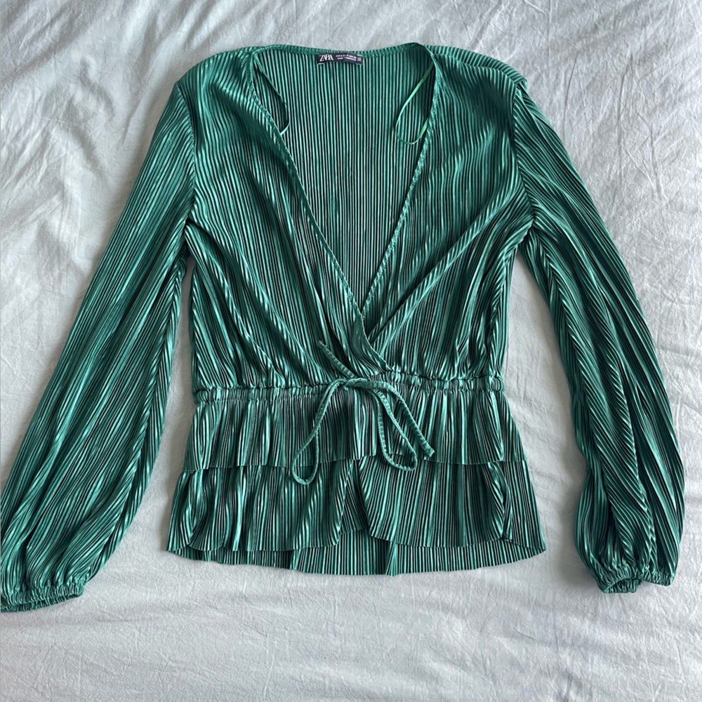 Green, silky top; small, ZARA, NEW